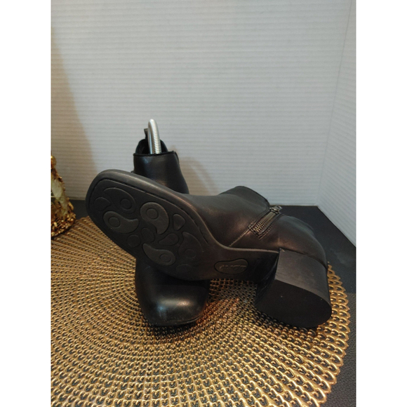 Born Kenzy Leather Ankle Booties Size 8M - Picture 5 of 5